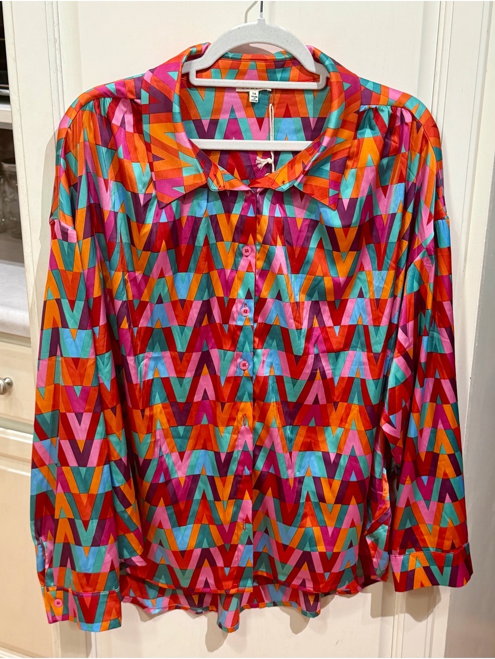 JODIFL Multicolor Geometric Button-Down Shirt - Red, Orange, Pink, Teal